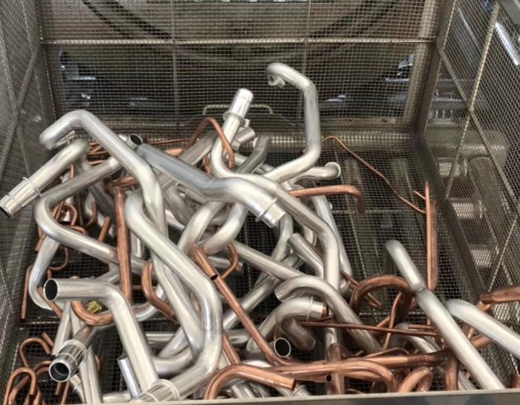 �����Ƚ������յ��ܳ�ͭ�ܻ�����ϴ��